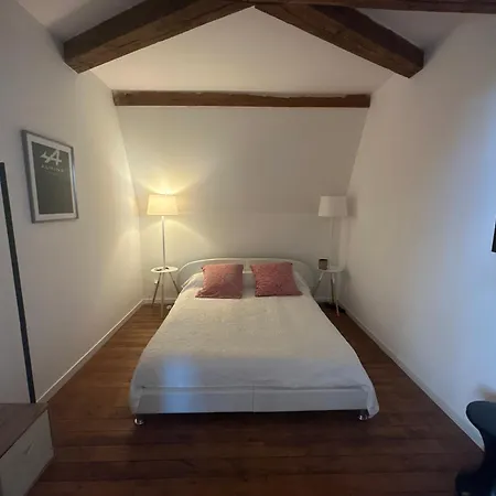 Maison De Maitre Proche Circuit 24 Hrs Du Mans Bed & Breakfast