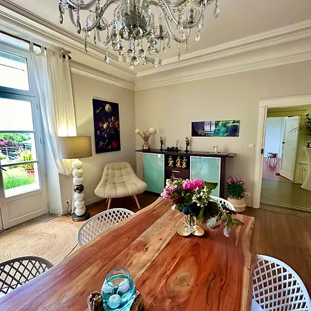 Maison De Maitre Proche Circuit 24 Hrs Du Mans Bed & Breakfast