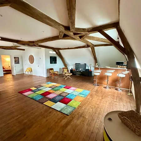 Maison De Maitre Proche Circuit 24 Hrs Du Mans Bed & Breakfast Ecommoy