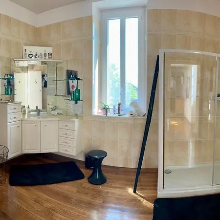 Kvs Concept- Hebergement Premium & Accueil Professionnel Bed & Breakfast 4*