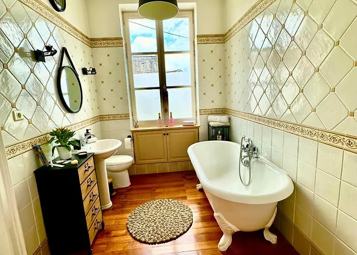 Frühstückspension Kvs Concept- Premium & Accueil Professionnel Ecommoy