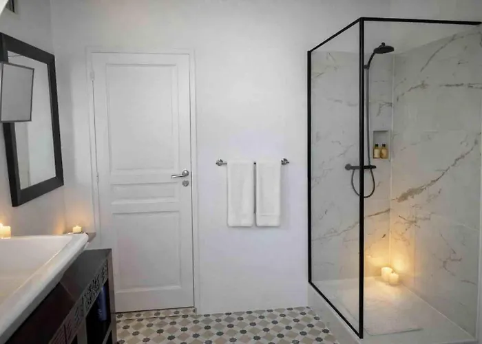 Kvs Concept- Premium & Accueil Professionnel Frühstückspension 4*